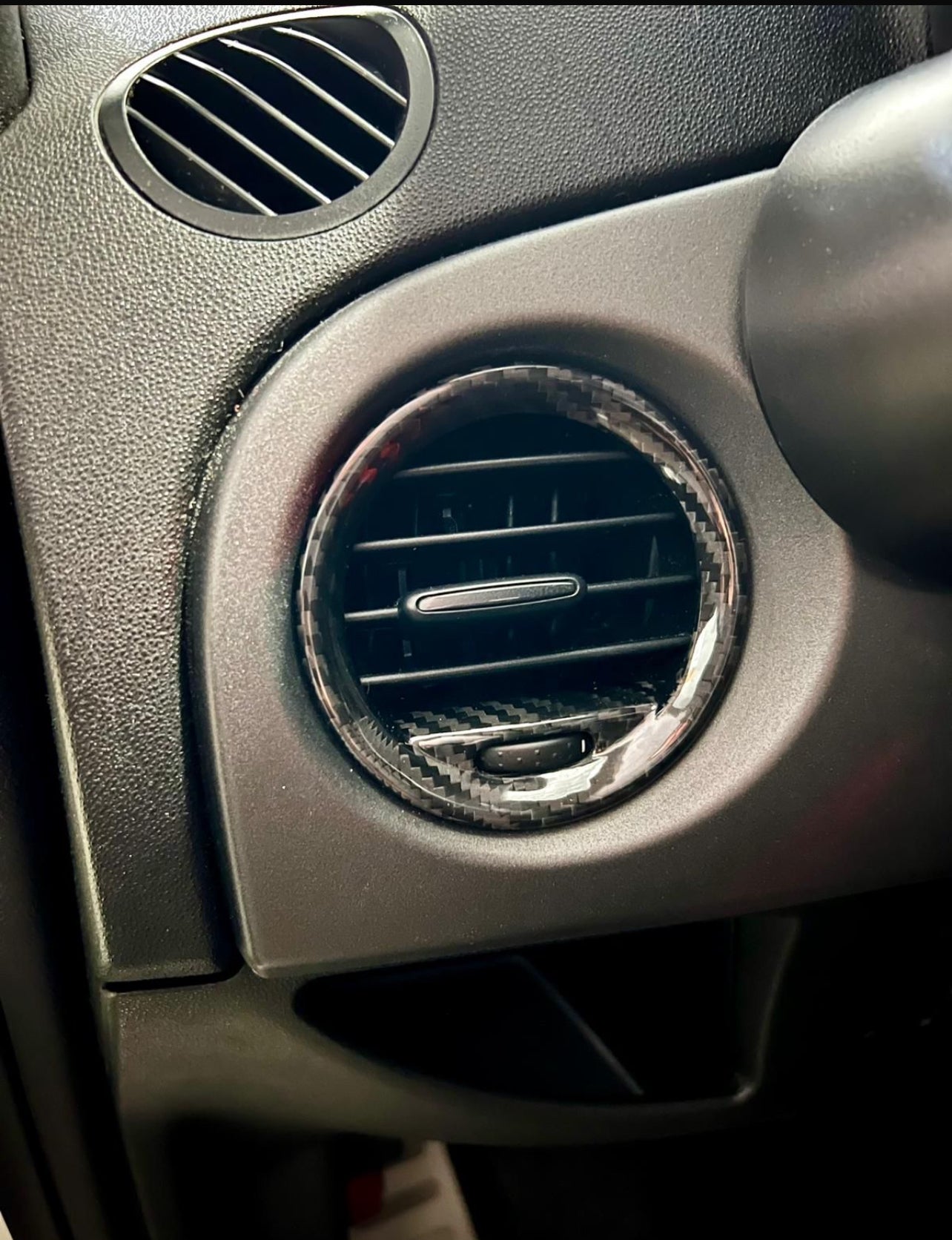 Pair of Carbon Fiber air vent covers for Abarth 595 - 695 - Fiat 500 (Pre-Restyling) - Punto - Punto Abarth